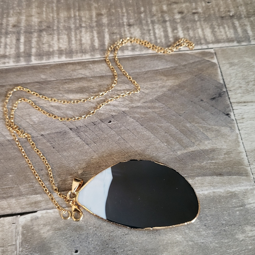 Natural Stone necklace.